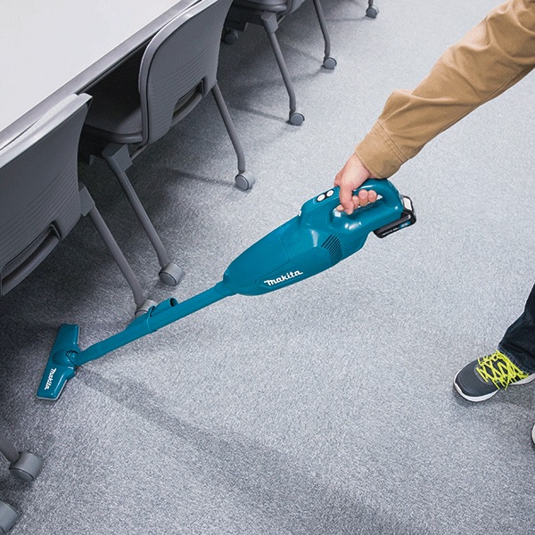 may-hut-bui-chay-pin-makita-cl107fdz may-hut-bui-chay-pin-makita-cl107fdz